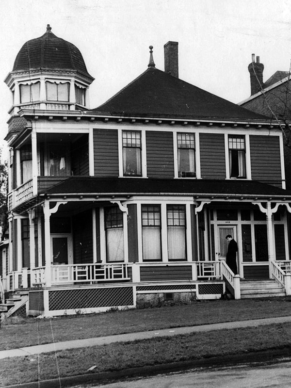 West End History Comes to Life at the Roedde House 4 Roedde-House-1415-Barclay-Street-Jan-1957-VanArchives-600x800