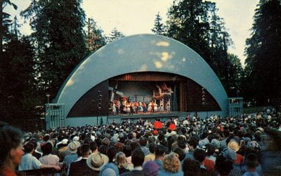 Theatre Under the Stars at Makin Bowl, 1954. Postcard via @Rob on Flickr.