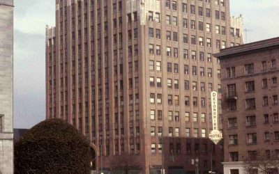 Georgia Medical and Detnal Building, ca. 1950 - City of Vancouver Archives: AM1517-S1-: 2008-022.040