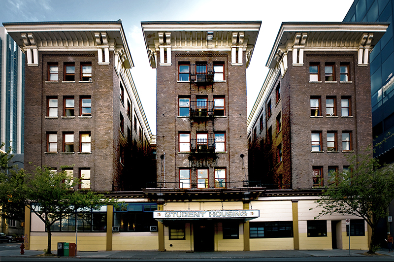 Vancouver's Zoot Suit Riots 10 Hotel Dunsmuir at 500 Dunsmuir Street served as the Manning Pool, or barracks for seamen stationed in Vancouver during the war.